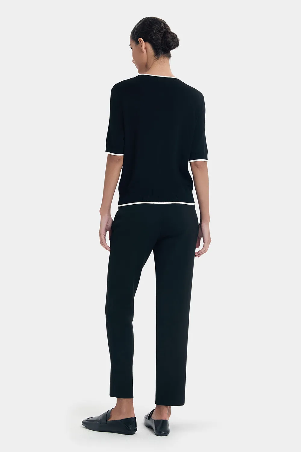 PORTS FW24 pantaloni cigarette neri elasticizzati