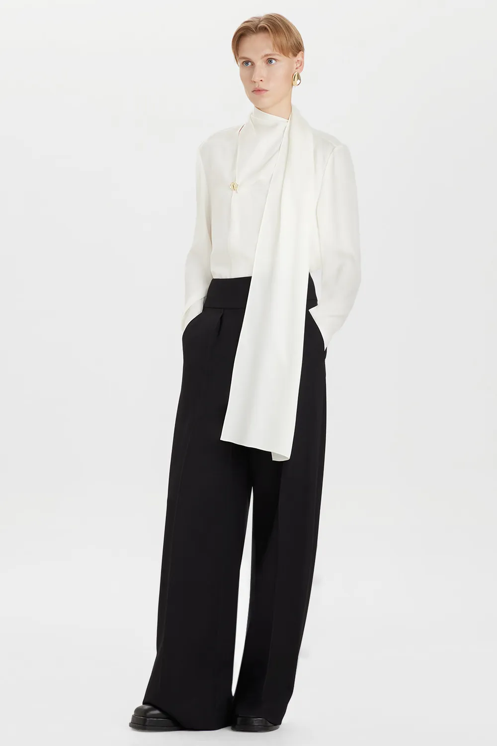 PORTS PW426TWL08-QWW049 pantaloni palazzo lana nera