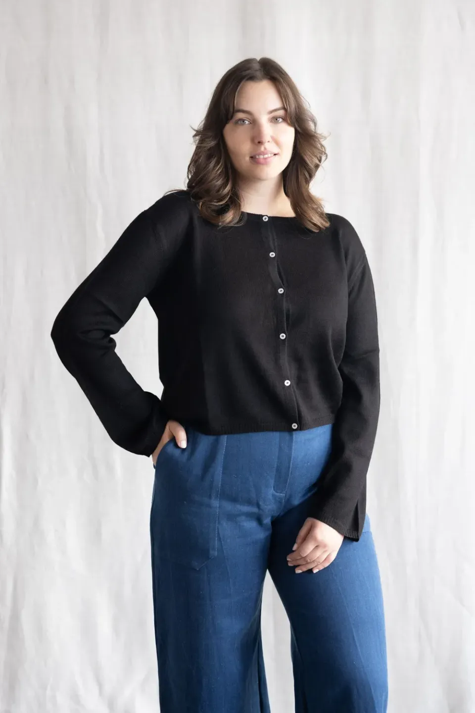 Jyoti Fair Works Navan cardigan nero baby alpaca donna
