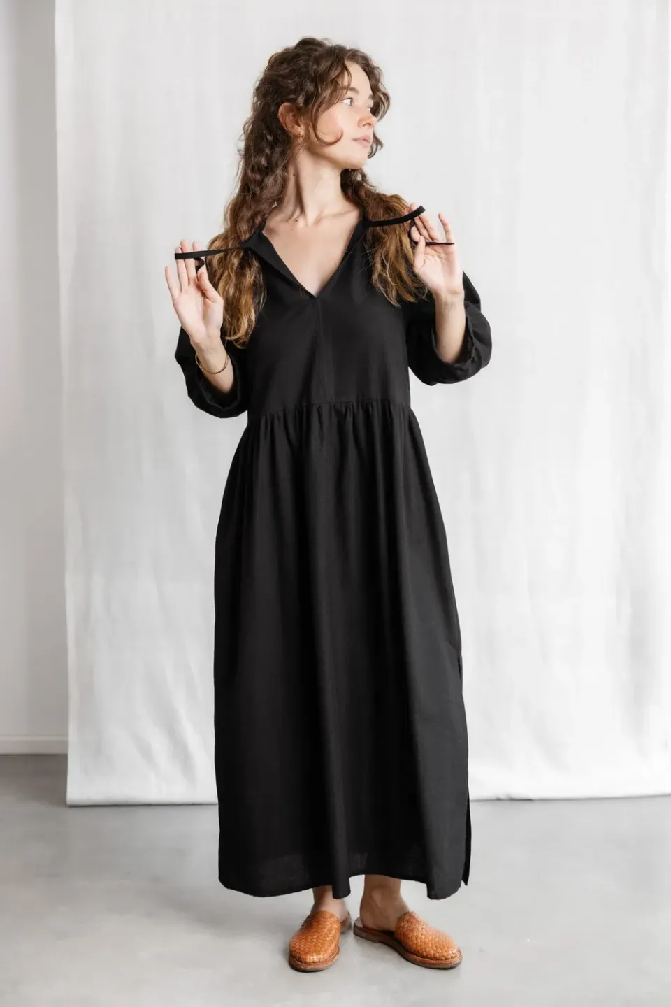 Jyoti Fair Works Paudali vestito nero in cotone