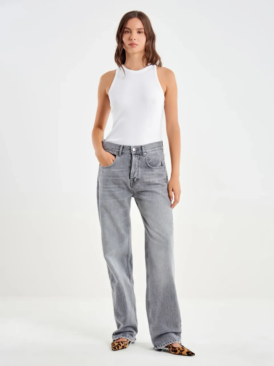 Vicolo Adriana jeans relaxed grigio con rotture