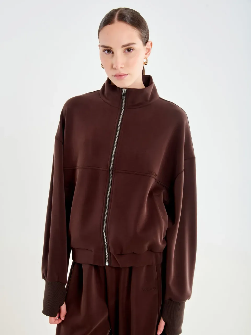 Vicolo Felpa con Ricamo collo alto zip fondente S-L