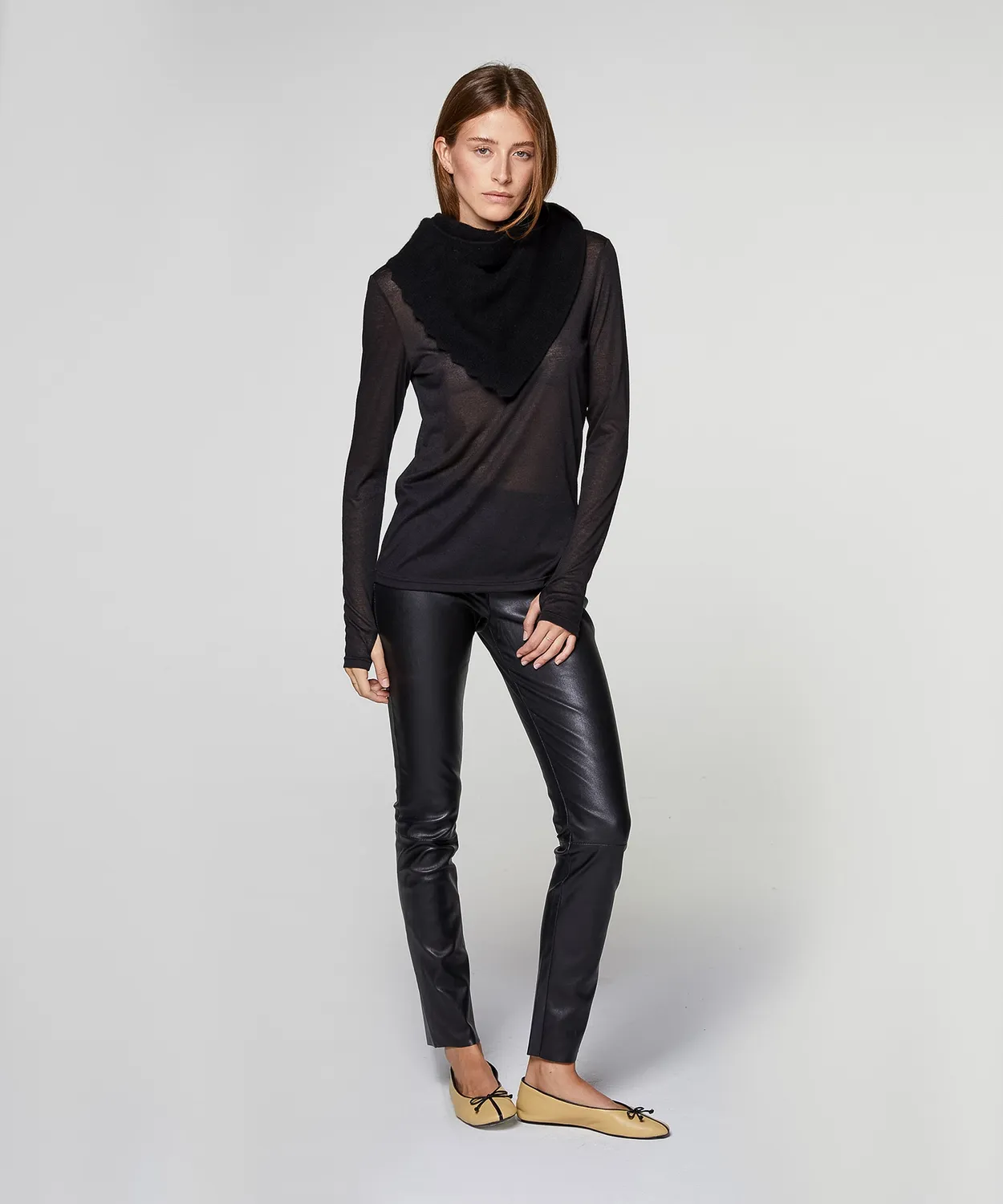 Rodier Sciarpa triangolare cashmere nero