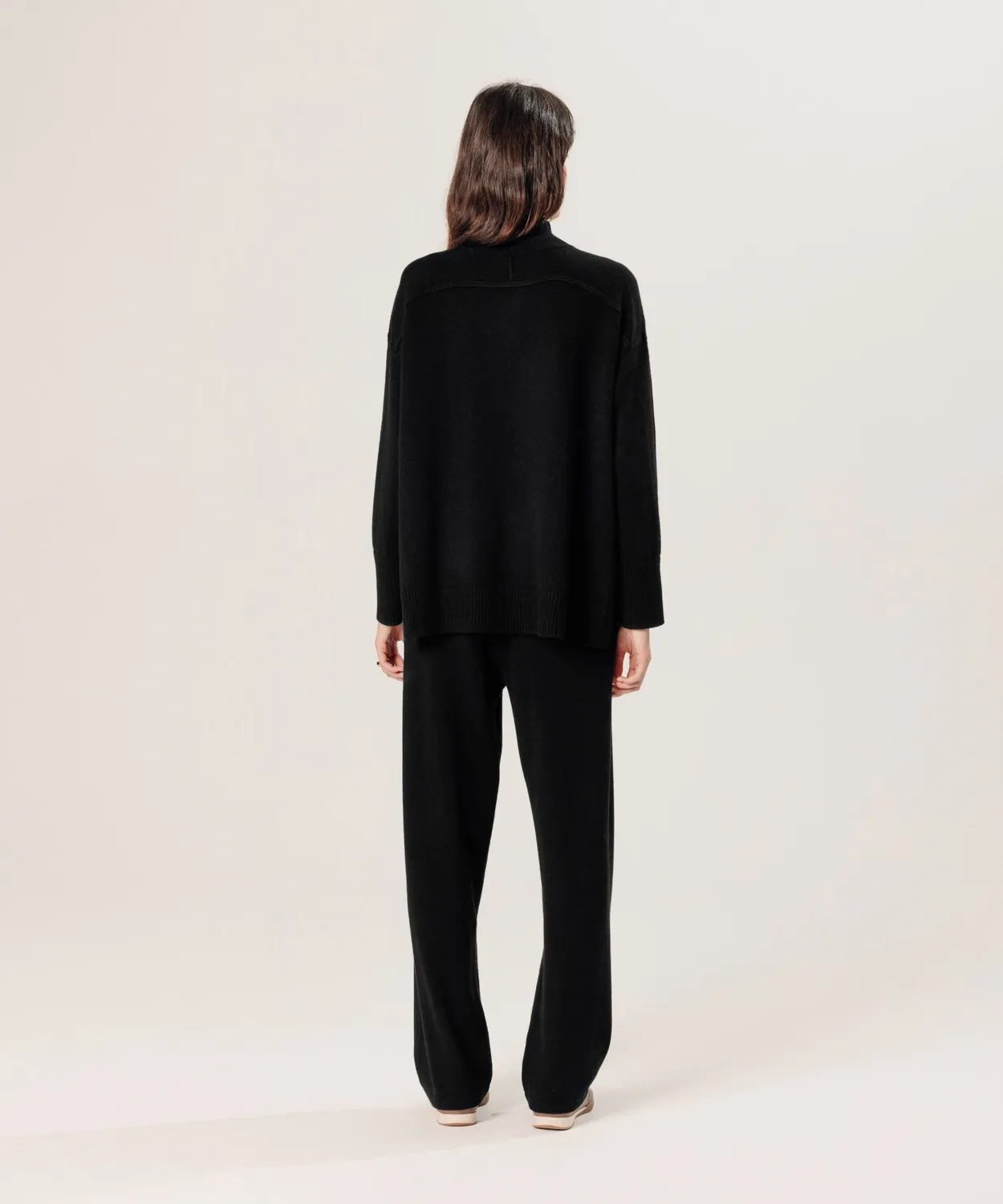 Rodier Maglione cashmere oversize nero collo alto