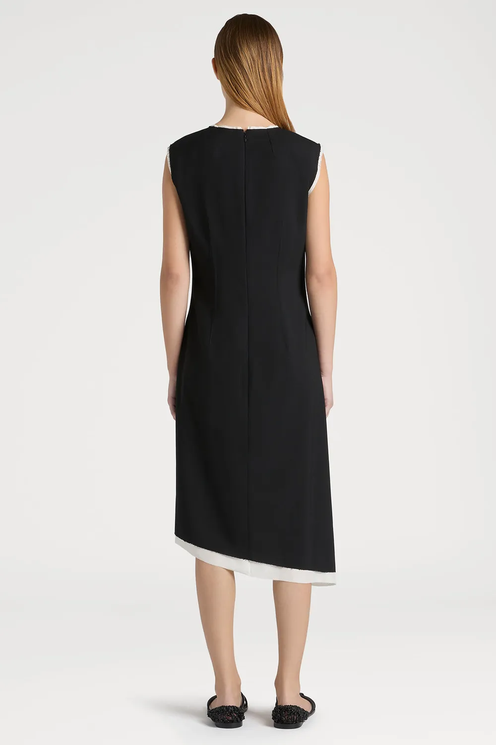 Ports vestito nero elegante con profili bianchi