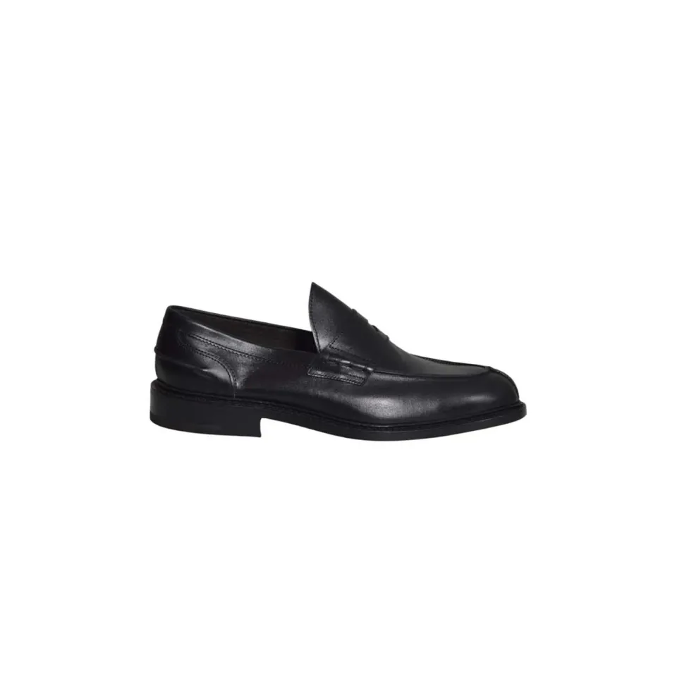 Tricker's 7956 Adam scarpe uomo nero pelle