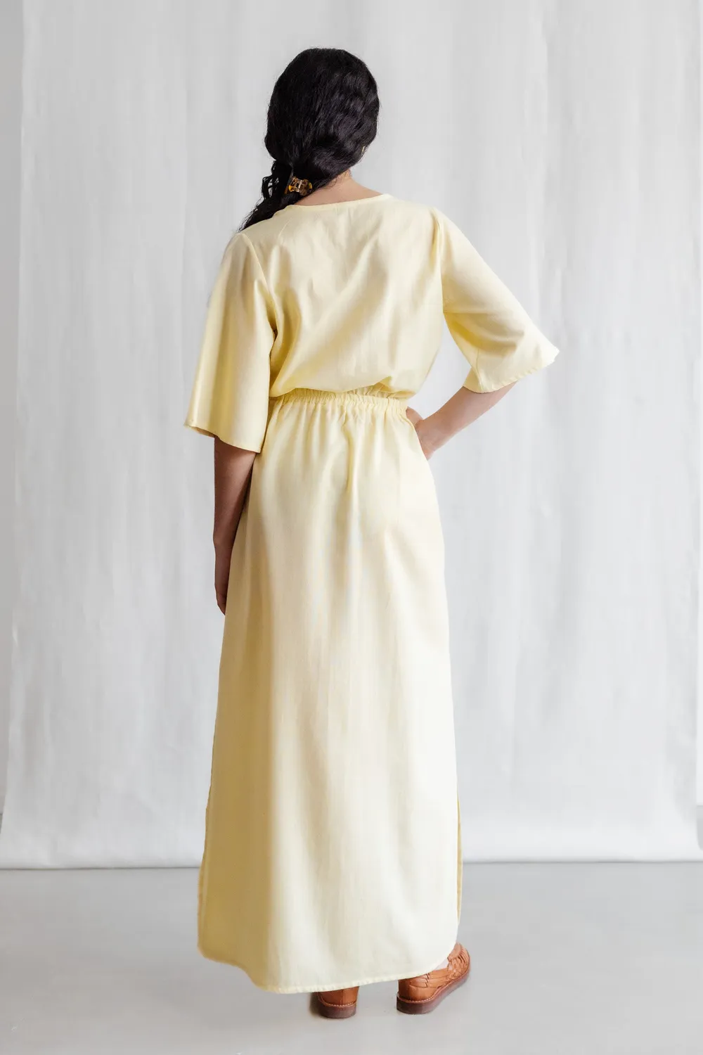 Jyoti Fair Works Vaasi abito cotone giallo limone spacchi