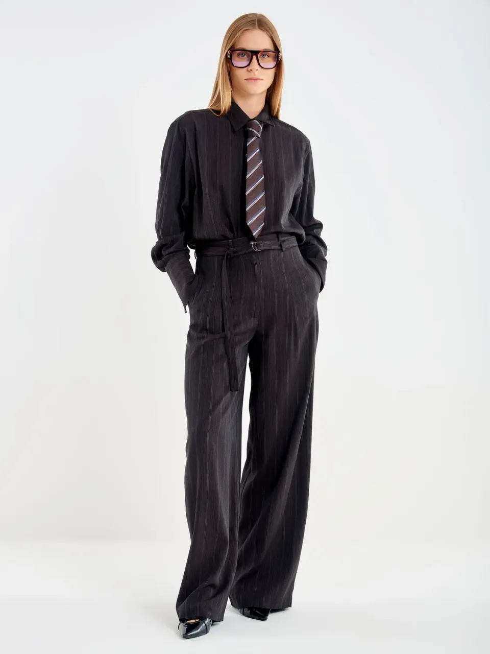 Vicolo Pantalone Palazzo con Pinces gessato grigio