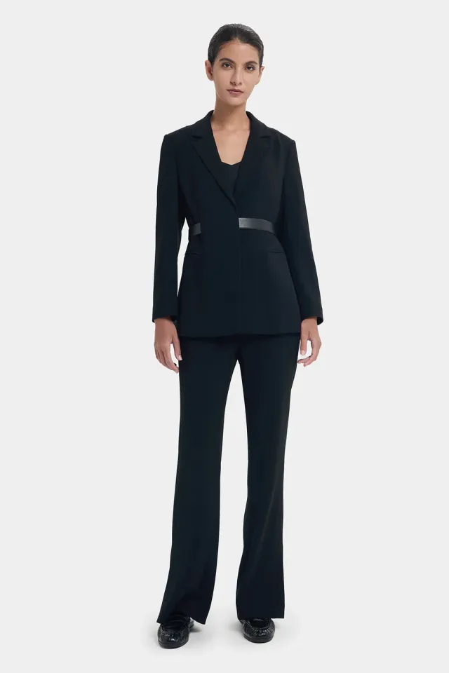 PORTS FW24 LT9J063NWB011 blazer nero con cintura