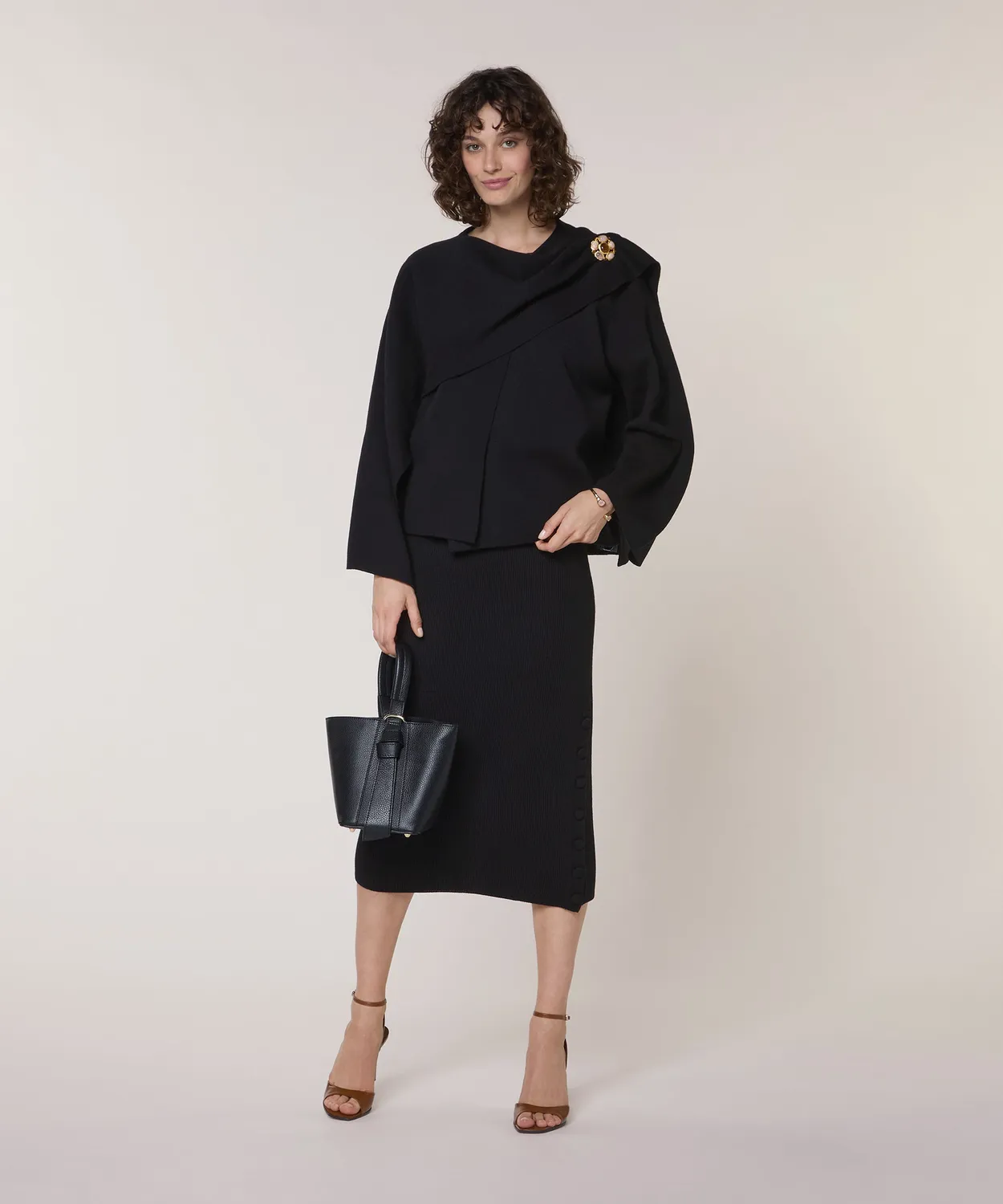 Rodier Mantella maglia nera scollo rotondo