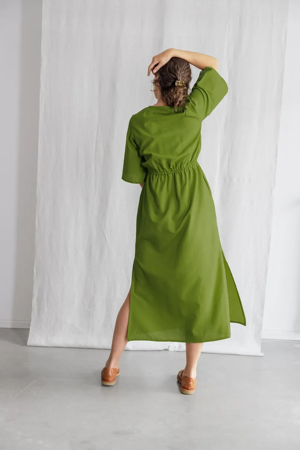 Jyoti Fair Works Vaasi vestito verde cotone biologico