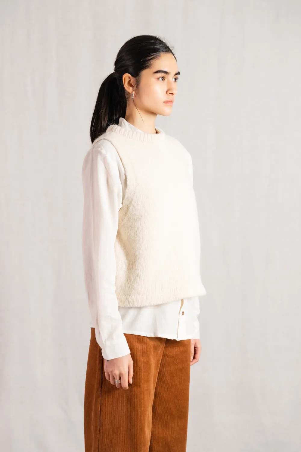 Jyoti Piura gilet baby alpaca e cotone bianco
