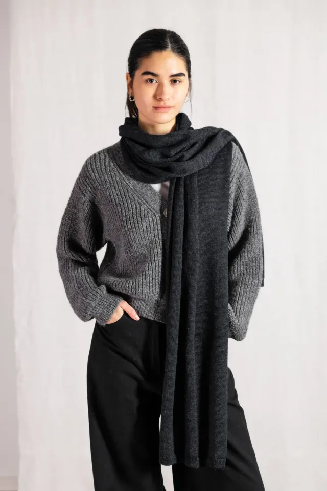 Jyoti Paracas sciarpa baby alpaca nera