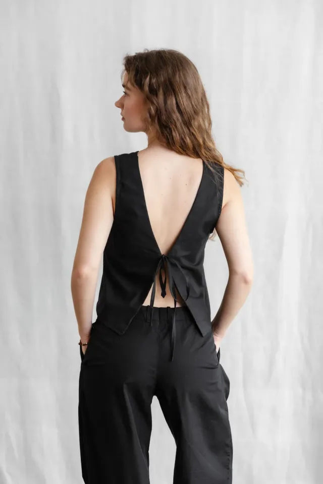 Jyoti Osra top cotone bio nero scollo schiena