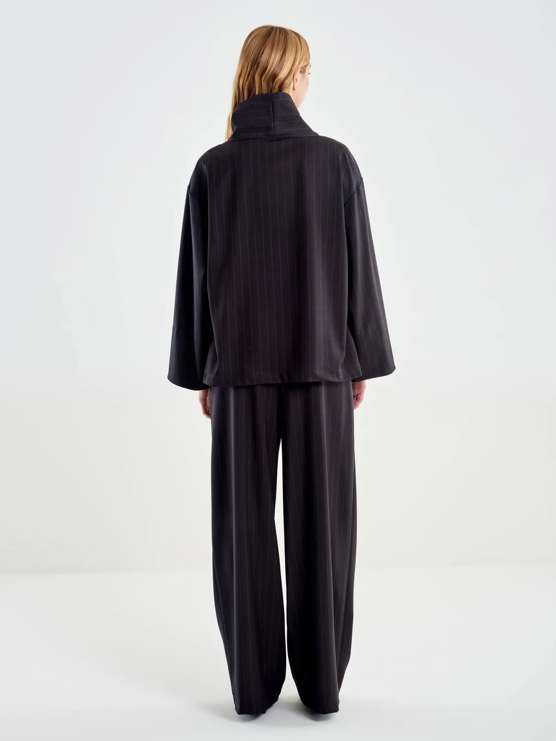 Vicolo Set Tessuto Gessato asfalto blusa + pantalone taglie S-M