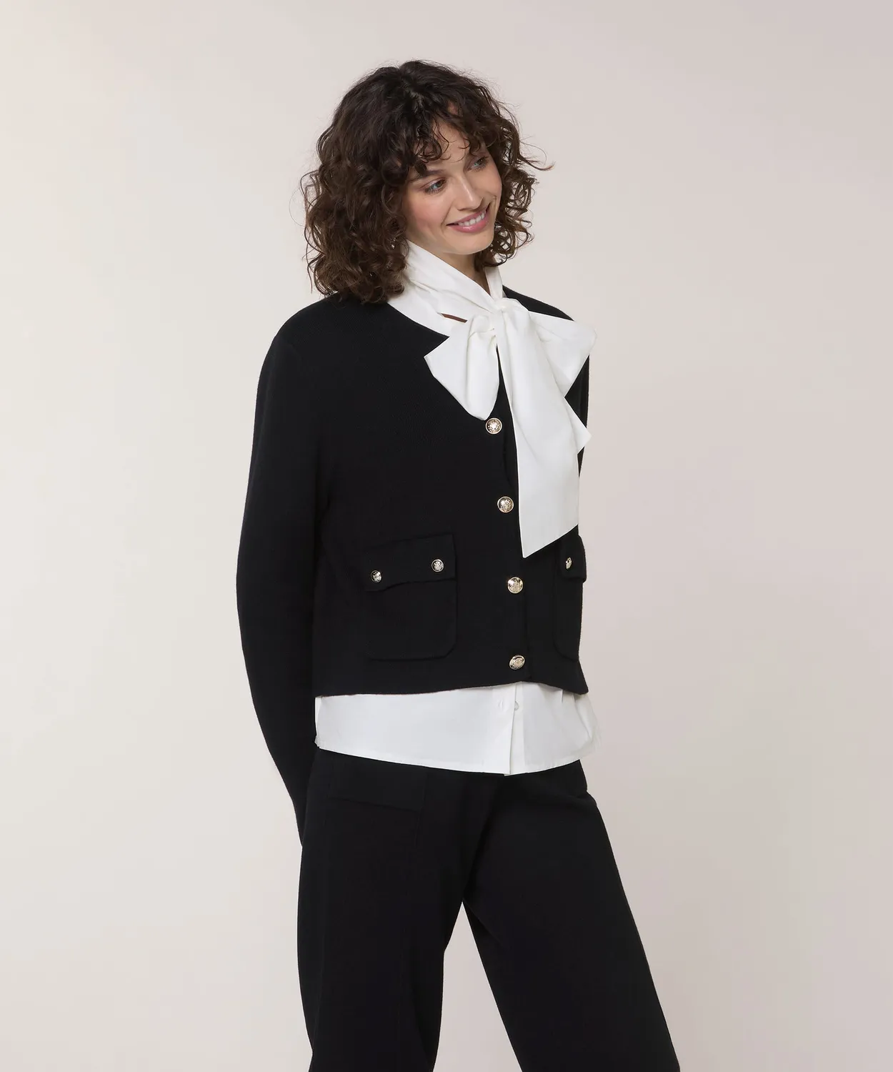 Rodier Giacca corta maglia double nero bottoni oro