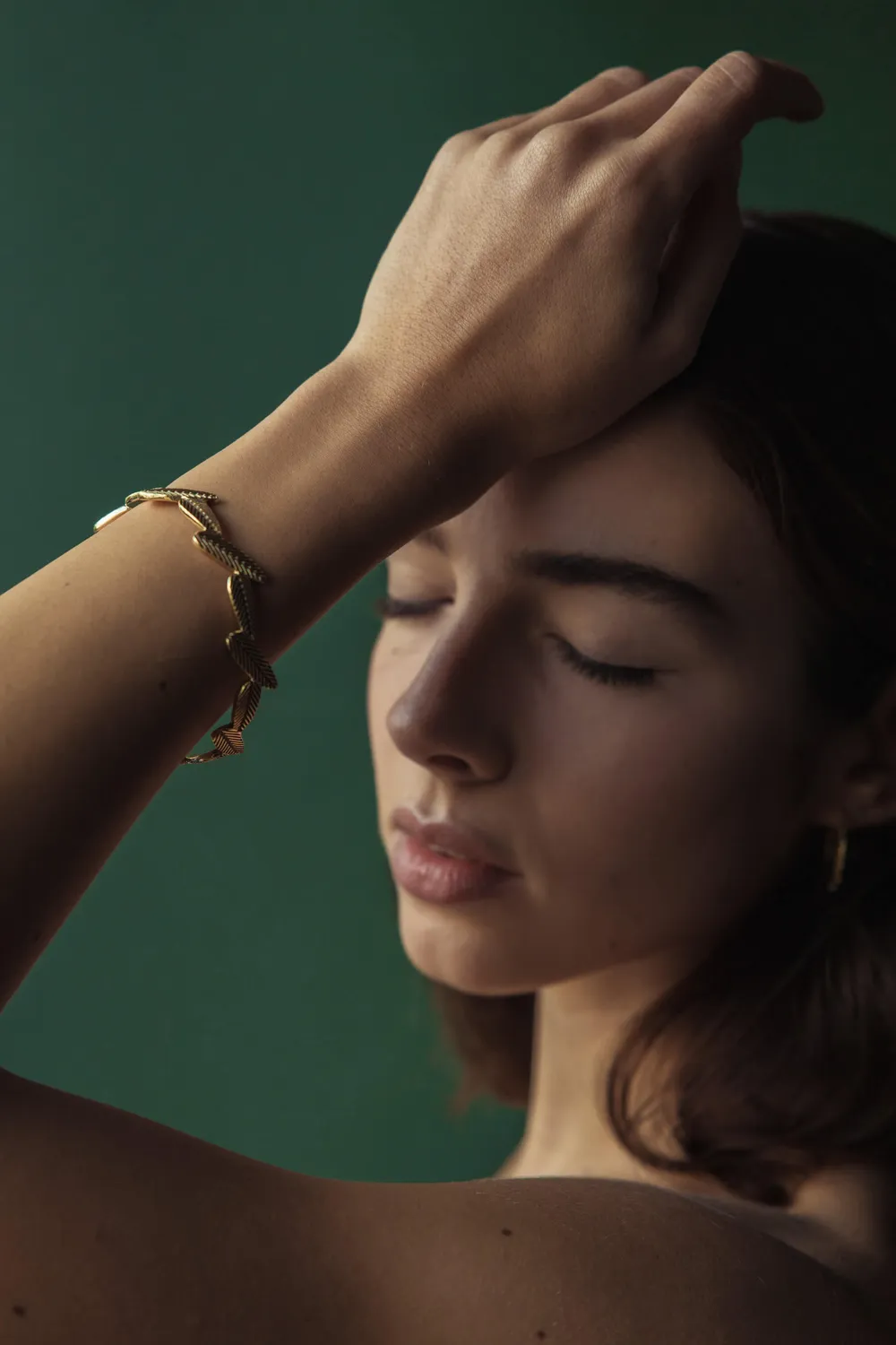 Jyoti Patee bracciale ottone foglie opaco