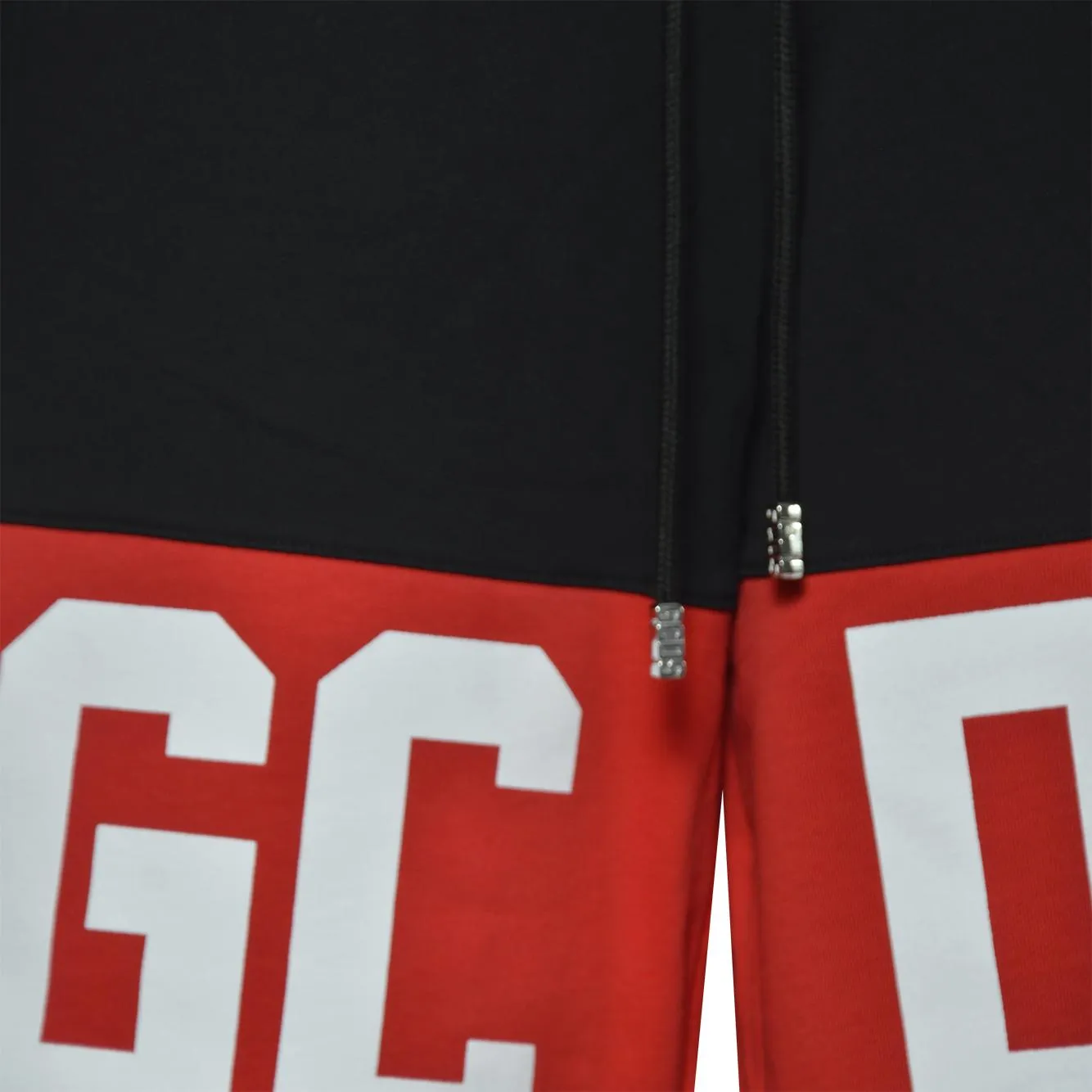Gcds Z0MLQL228F004 Band Logo bermuda nero rosso