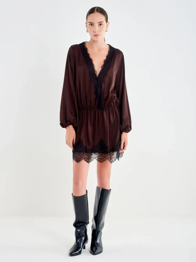 Vicolo Abito Mini con Pizzo abito raso fondente